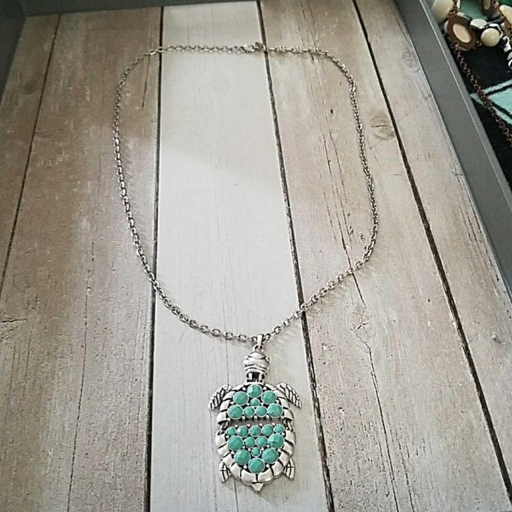 Lucky Brand Teal Turtle necklace